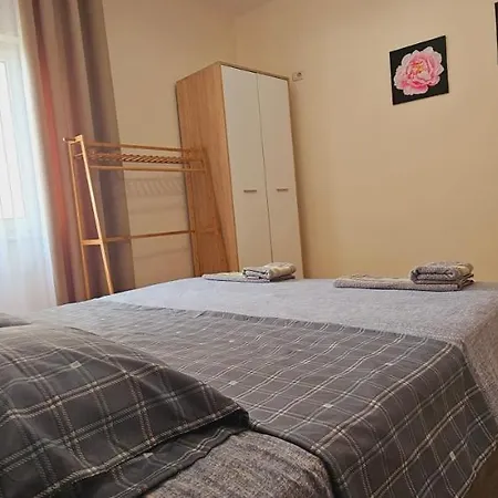 Apartment New Bazaar Side Bliss 2 Bed With Free Garage Tirana
